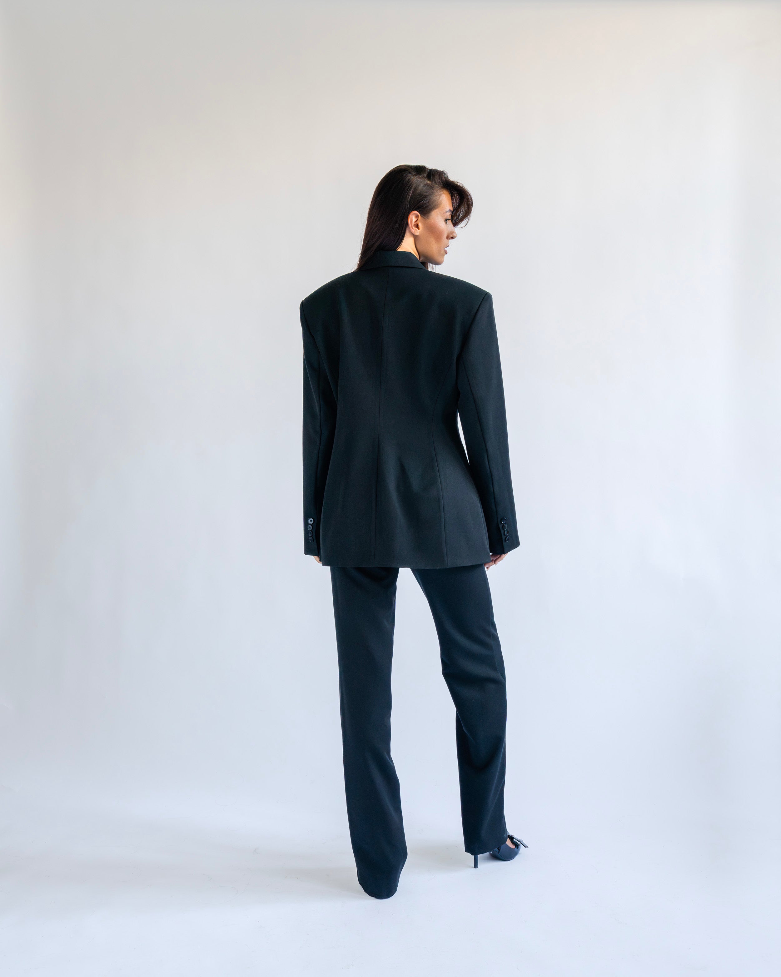 BLACK SIGNATURE HOURGLASS BLAZER