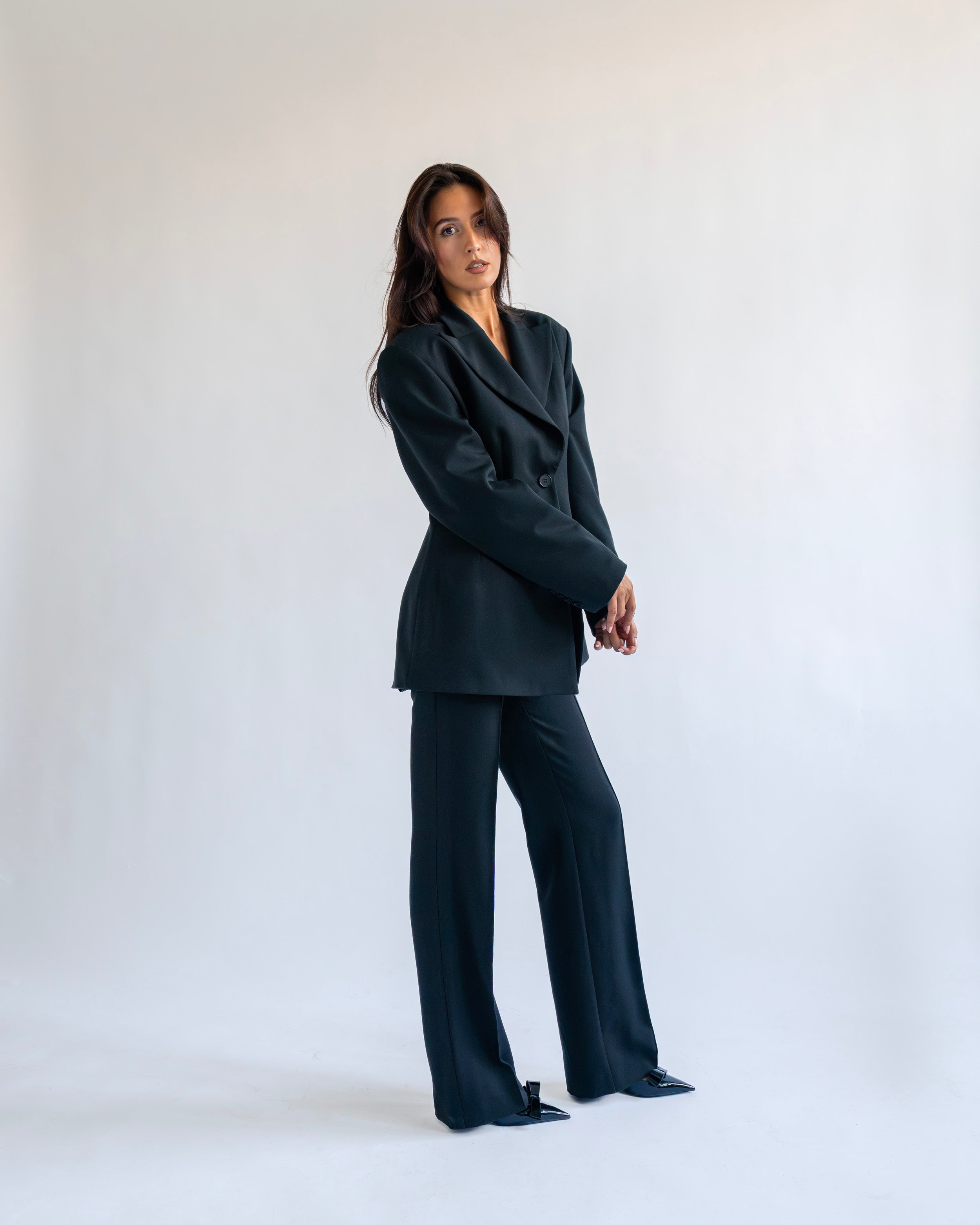 BLACK SIGNATURE HOURGLASS BLAZER