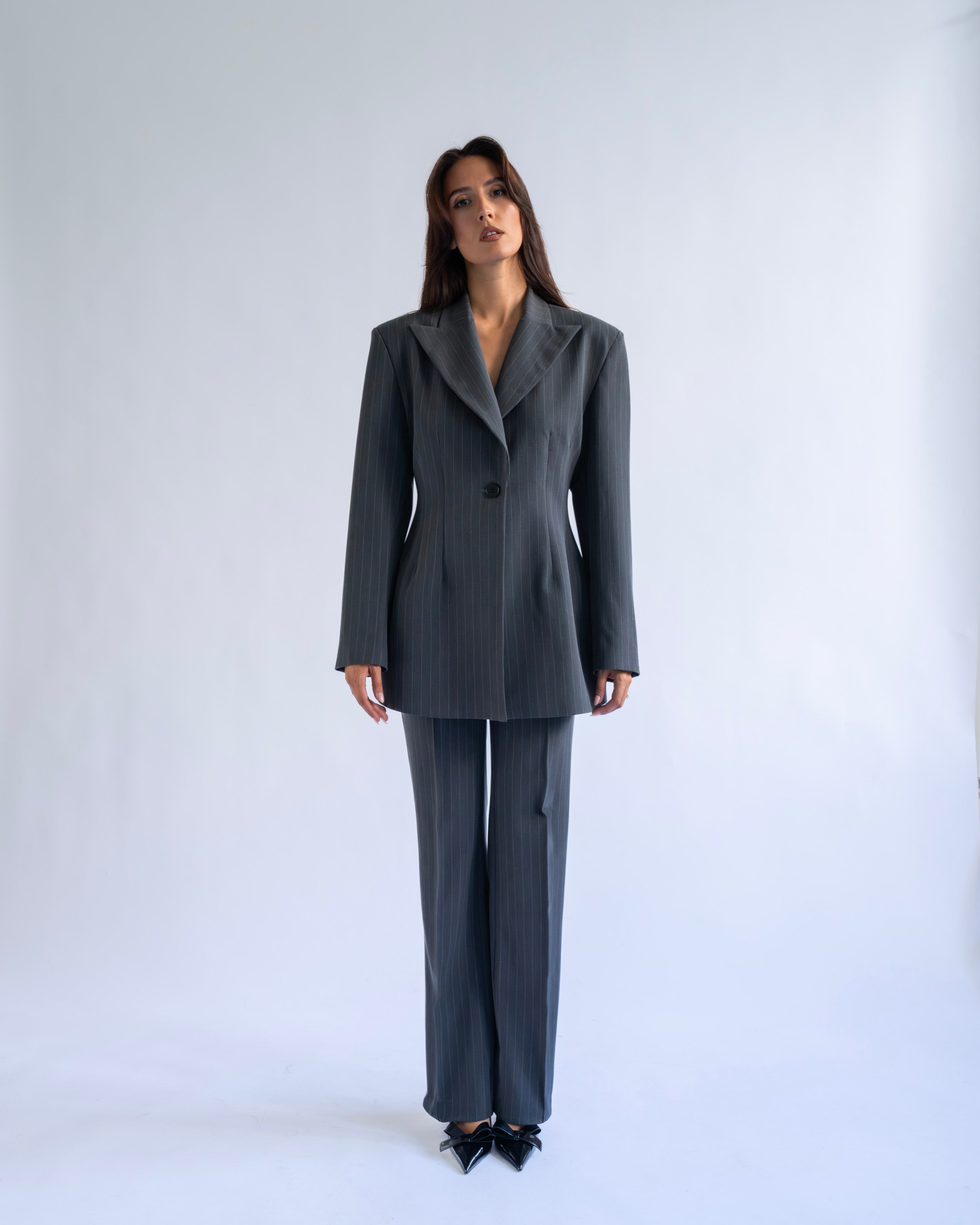 GREY SIGNATURE HOURGLASS BLAZER