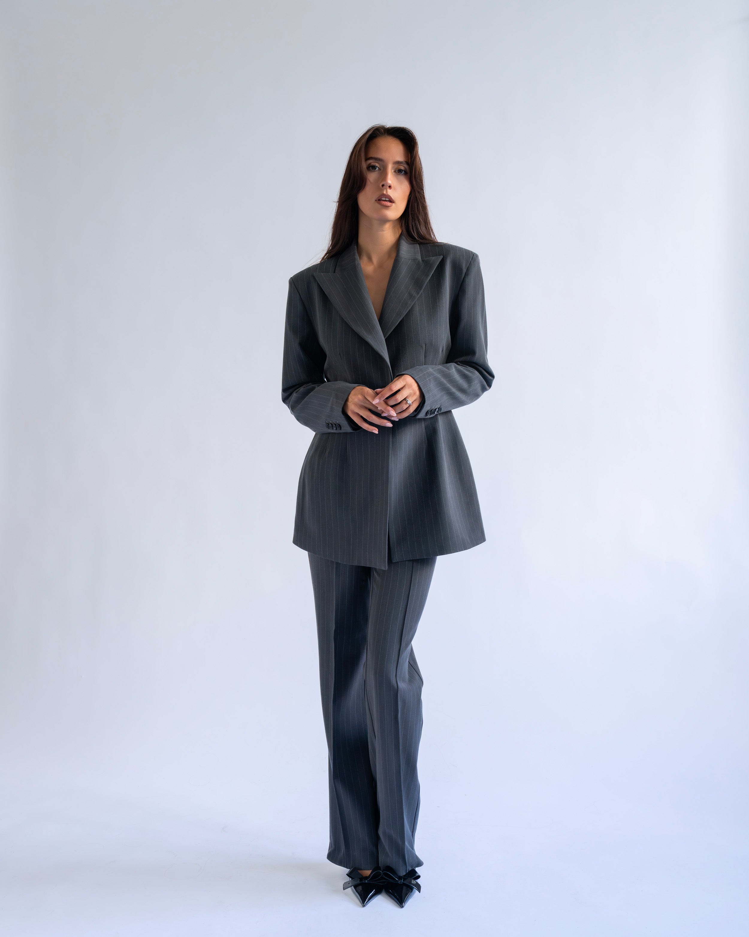 GREY SIGNATURE HOURGLASS BLAZER