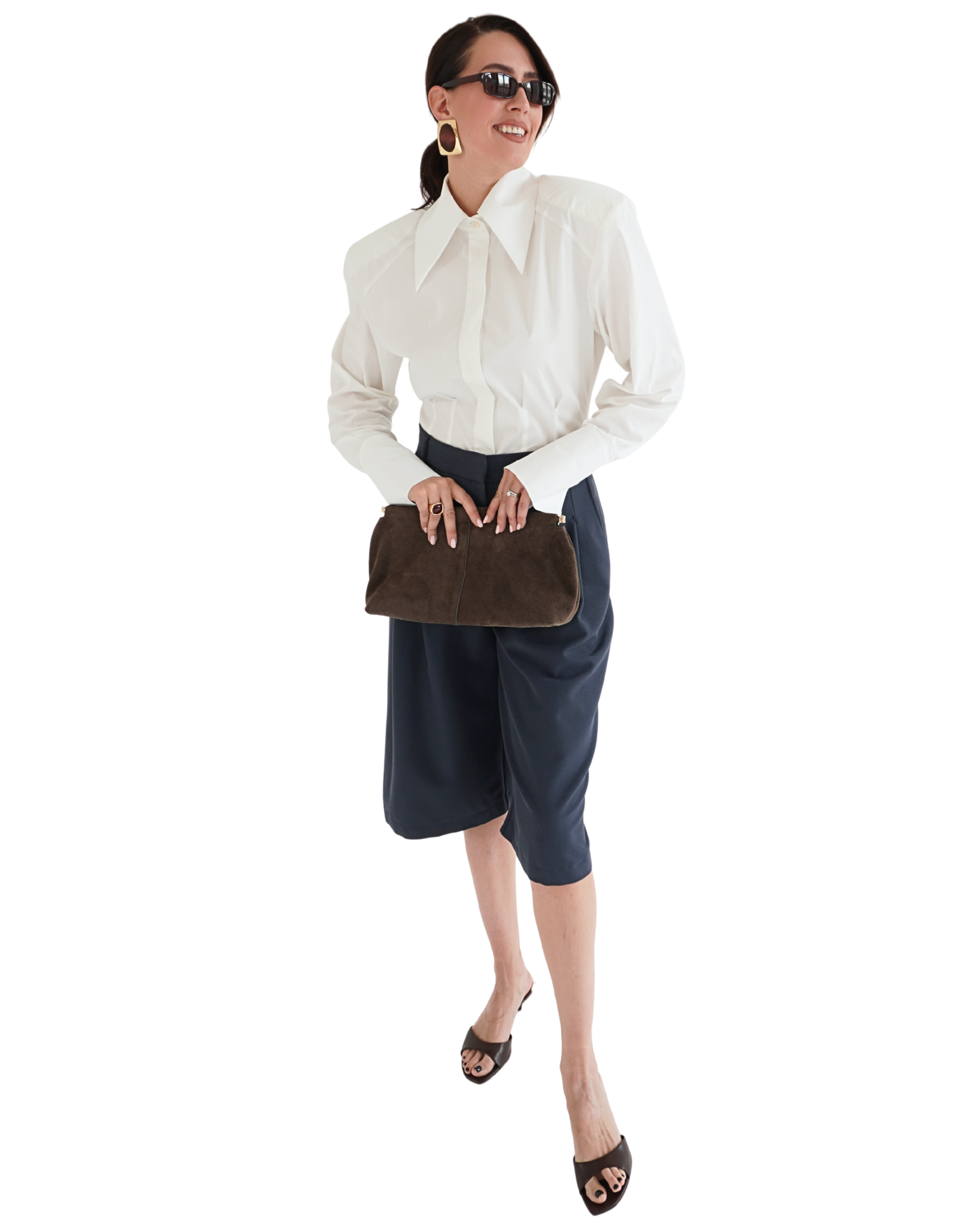 White Athéna shirt styled in an elegant outfit for a confident and effortless look THÉFI